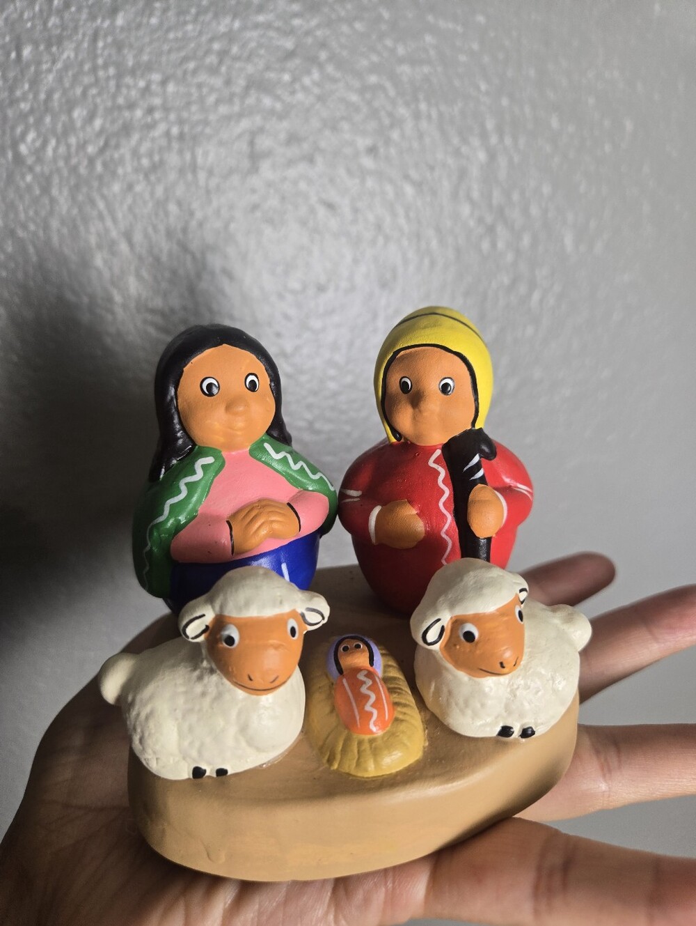 Handmade Ceramic In Peru Nativity Set - Picture 15 of 16